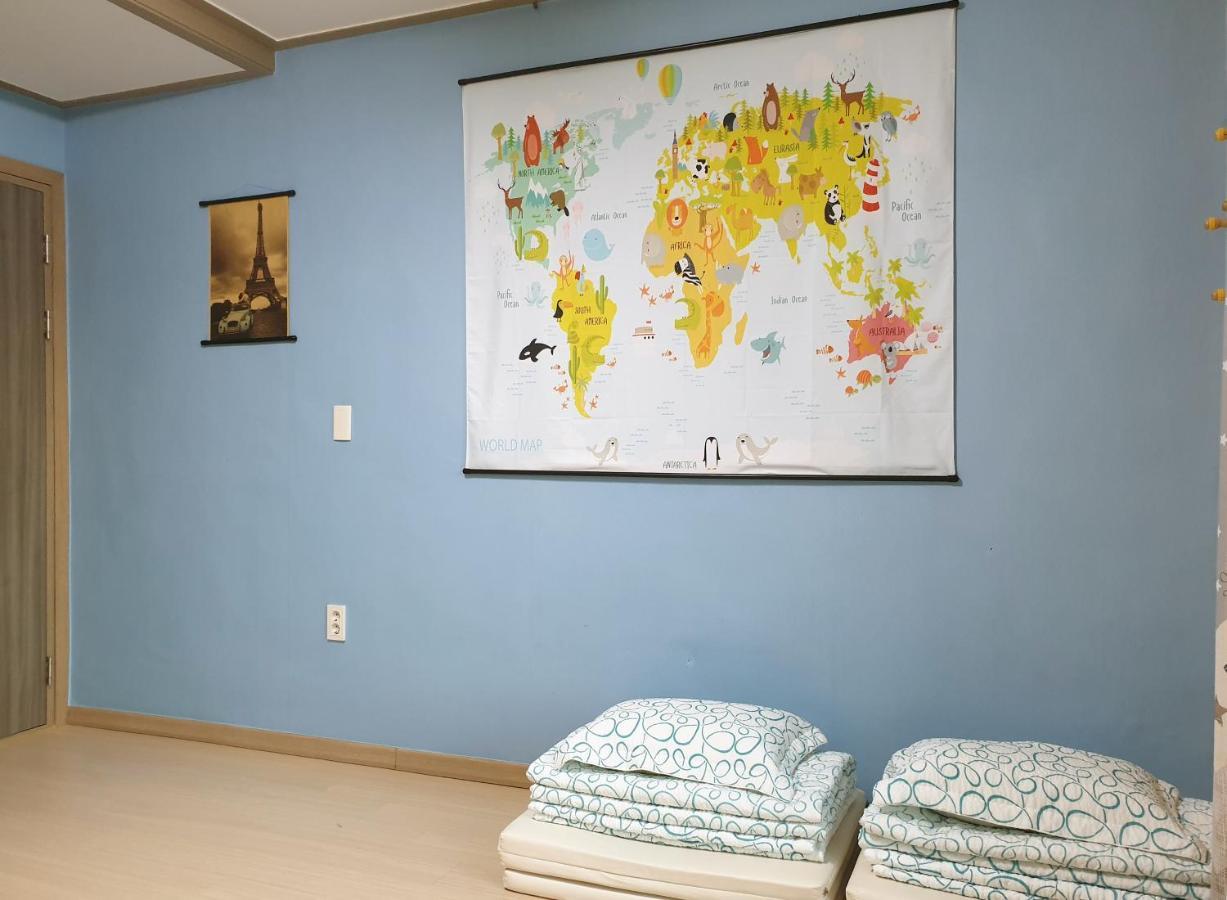 Chowoo Guesthouse คยองจู ภายนอก รูปภาพ